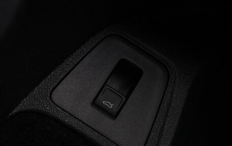 Volkswagen Tiguan II, 2018 год, 2 750 000 рублей, 20 фотография