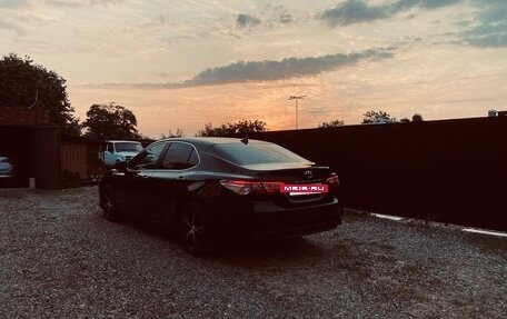 Toyota Camry, 2020 год, 2 590 000 рублей, 2 фотография