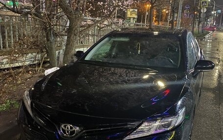 Toyota Camry, 2020 год, 2 590 000 рублей, 6 фотография