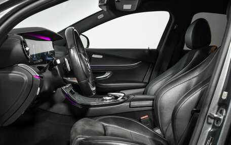 Mercedes-Benz E-Класс, 2018 год, 3 178 900 рублей, 12 фотография