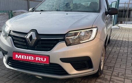 Renault Logan II, 2019 год, 1 050 000 рублей, 1 фотография