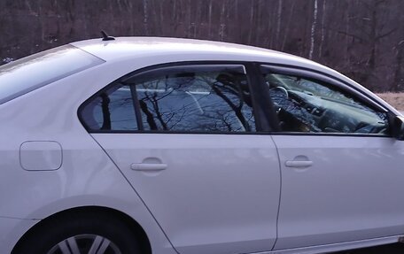 Volkswagen Jetta VI, 2015 год, 1 200 000 рублей, 2 фотография