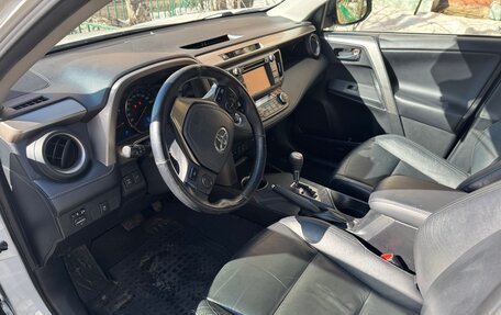 Toyota RAV4, 2013 год, 1 900 000 рублей, 6 фотография