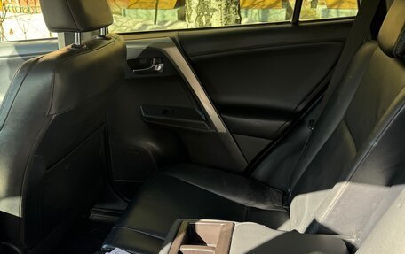 Toyota RAV4, 2013 год, 1 900 000 рублей, 7 фотография