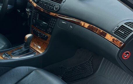 Mercedes-Benz E-Класс, 2002 год, 750 000 рублей, 10 фотография