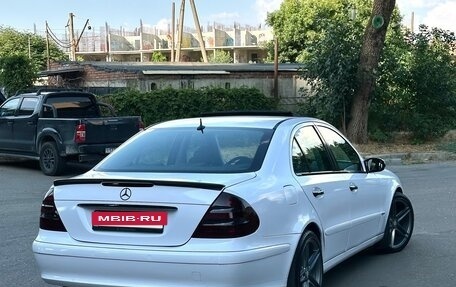 Mercedes-Benz E-Класс, 2002 год, 750 000 рублей, 4 фотография