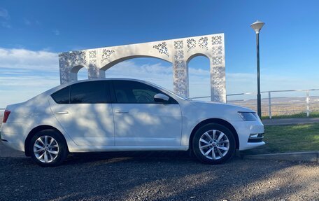 Skoda Octavia, 2018 год, 1 230 000 рублей, 2 фотография