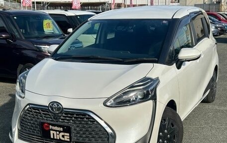 Toyota Sienta II, 2018 год, 1 209 000 рублей, 13 фотография