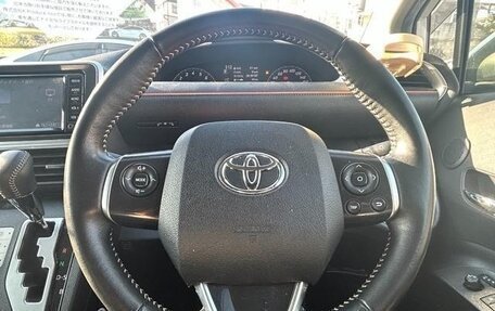 Toyota Sienta II, 2018 год, 1 209 000 рублей, 26 фотография