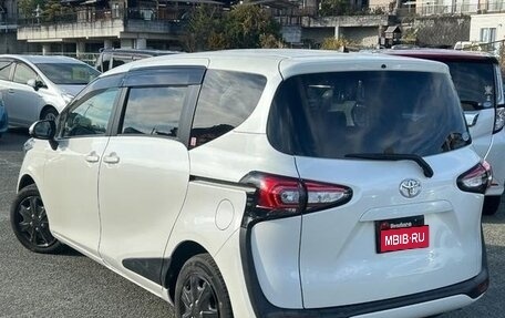 Toyota Sienta II, 2018 год, 1 209 000 рублей, 8 фотография