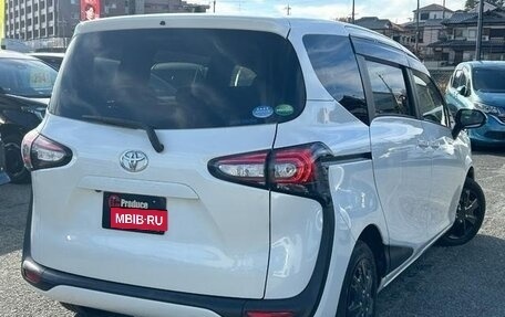 Toyota Sienta II, 2018 год, 1 209 000 рублей, 15 фотография