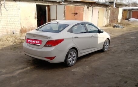 Hyundai Solaris II рестайлинг, 2014 год, 1 030 000 рублей, 2 фотография
