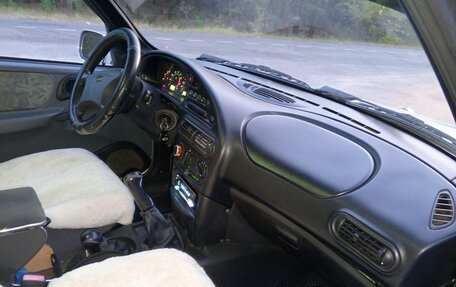 Chevrolet Niva I рестайлинг, 2003 год, 590 000 рублей, 29 фотография