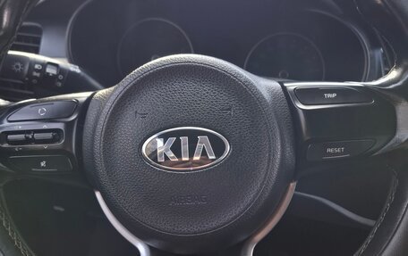 KIA Rio IV, 2017 год, 988 000 рублей, 15 фотография