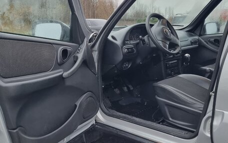 Chevrolet Niva I рестайлинг, 2014 год, 629 000 рублей, 21 фотография