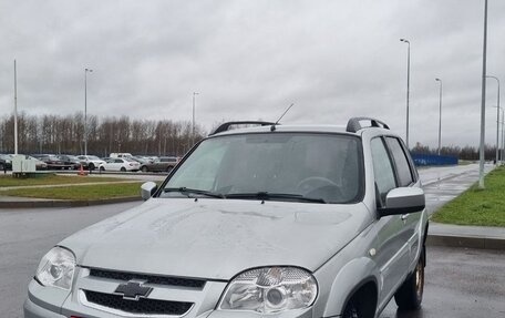 Chevrolet Niva I рестайлинг, 2014 год, 629 000 рублей, 3 фотография