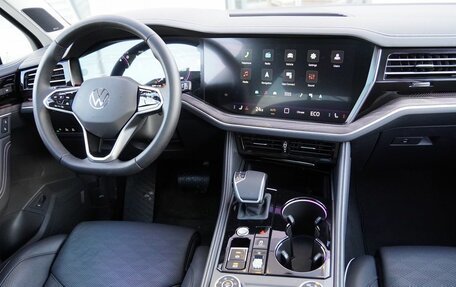 Volkswagen Touareg III, 2024 год, 12 750 000 рублей, 12 фотография