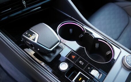 Volkswagen Touareg III, 2024 год, 12 750 000 рублей, 16 фотография