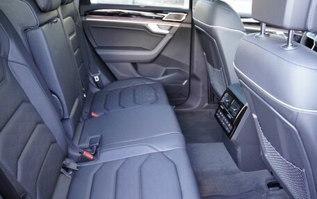 Volkswagen Touareg III, 2024 год, 12 750 000 рублей, 18 фотография