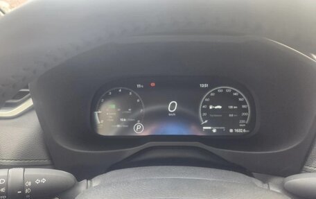 Toyota RAV4, 2025 год, 4 150 000 рублей, 6 фотография