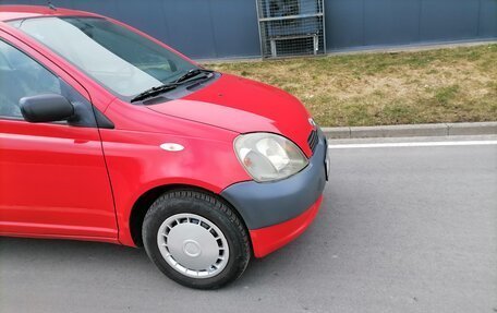 Toyota Yaris I рестайлинг, 2001 год, 395 000 рублей, 9 фотография