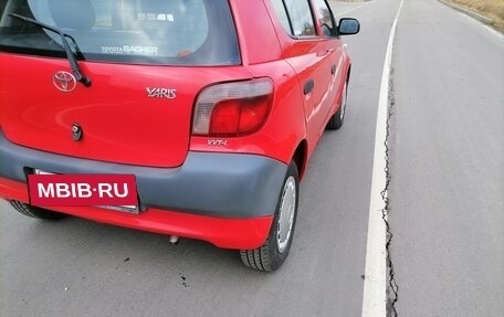 Toyota Yaris I рестайлинг, 2001 год, 395 000 рублей, 6 фотография