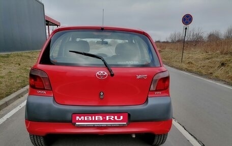 Toyota Yaris I рестайлинг, 2001 год, 395 000 рублей, 5 фотография