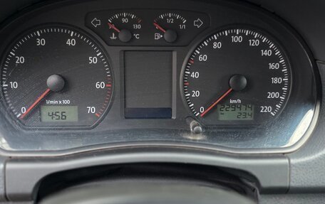 Volkswagen Polo IV рестайлинг, 2005 год, 530 000 рублей, 14 фотография