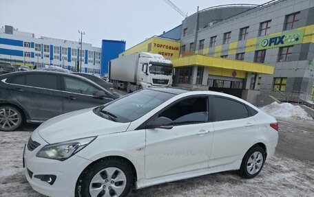 Hyundai Solaris II рестайлинг, 2016 год, 850 000 рублей, 2 фотография