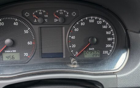 Volkswagen Polo IV рестайлинг, 2005 год, 530 000 рублей, 12 фотография