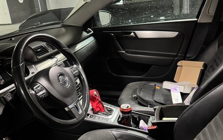 Volkswagen Passat B7, 2011 год, 980 000 рублей, 12 фотография