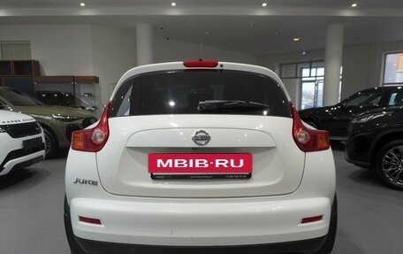 Nissan Juke II, 2011 год, 949 000 рублей, 5 фотография