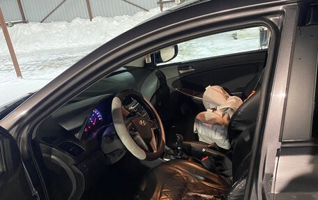 Hyundai Solaris II рестайлинг, 2015 год, 630 000 рублей, 8 фотография