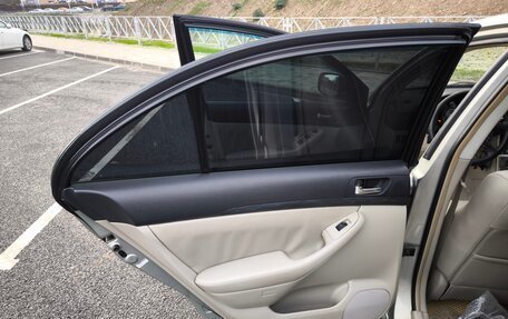 Toyota Avensis III рестайлинг, 2008 год, 999 000 рублей, 26 фотография