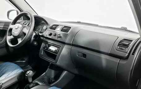 Skoda Fabia II, 2010 год, 450 000 рублей, 10 фотография