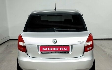 Skoda Fabia II, 2010 год, 450 000 рублей, 3 фотография