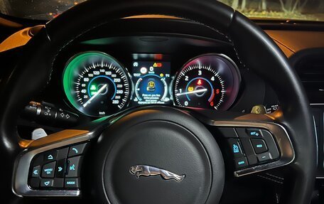 Jaguar F-Pace, 2018 год, 3 500 000 рублей, 8 фотография