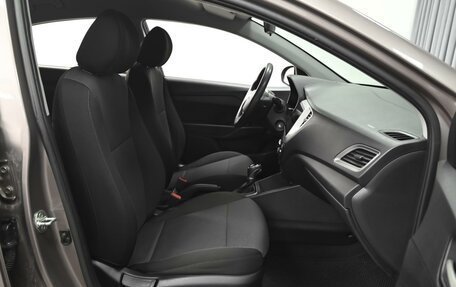 Hyundai Solaris II рестайлинг, 2019 год, 1 388 000 рублей, 8 фотография