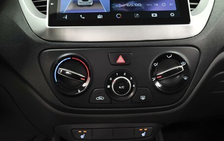 Hyundai Solaris II рестайлинг, 2019 год, 1 388 000 рублей, 14 фотография