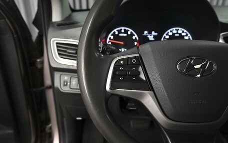 Hyundai Solaris II рестайлинг, 2019 год, 1 388 000 рублей, 15 фотография