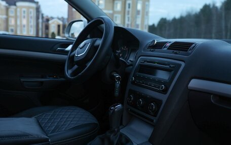 Skoda Octavia, 2012 год, 650 000 рублей, 24 фотография