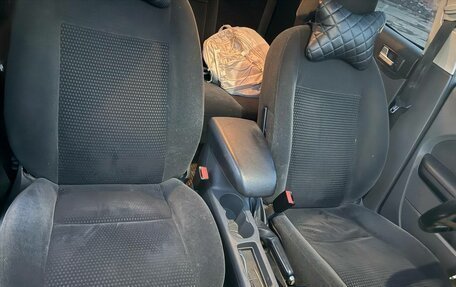 Ford Focus II рестайлинг, 2006 год, 295 000 рублей, 20 фотография