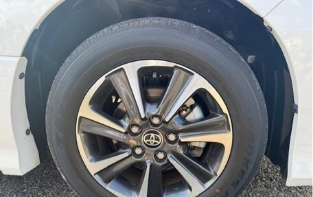 Toyota Noah III, 2021 год, 2 539 000 рублей, 23 фотография