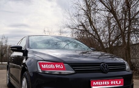 Volkswagen Jetta VI, 2014 год, 1 150 000 рублей, 2 фотография