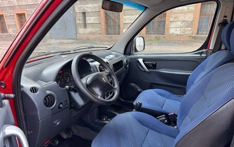 Peugeot Partner II рестайлинг 2, 2011 год, 590 000 рублей, 11 фотография