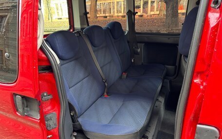 Peugeot Partner II рестайлинг 2, 2011 год, 590 000 рублей, 17 фотография