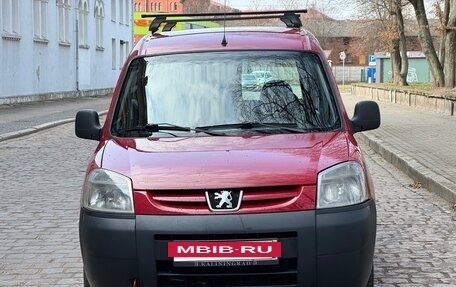 Peugeot Partner II рестайлинг 2, 2011 год, 590 000 рублей, 22 фотография