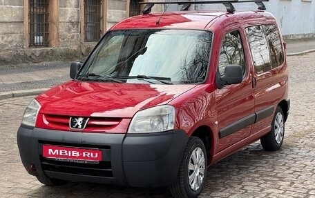 Peugeot Partner II рестайлинг 2, 2011 год, 590 000 рублей, 21 фотография