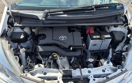 Toyota Vitz, 2017 год, 836 000 рублей, 10 фотография