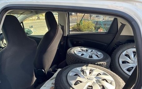 Toyota Vitz, 2017 год, 836 000 рублей, 8 фотография